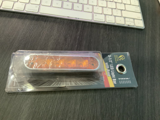 AMBER 4 LED LIGHT-PLASTIC BASE MOUNT