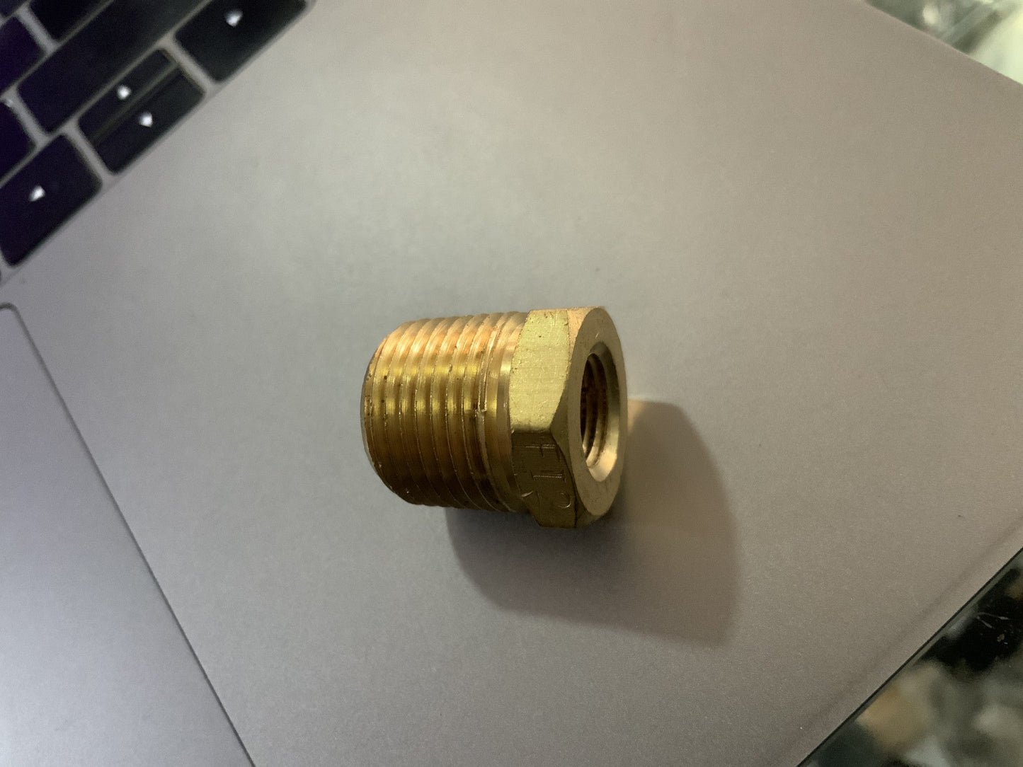 Brass Bushing / 3/8MPTx1/8FPT M-4335